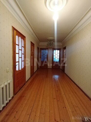8 otaqlı həyət evi/bağ evi - Qaraçuxur q. - 200 m² (13)