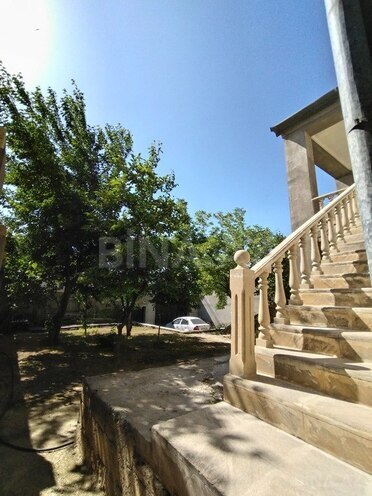 8 otaqlı həyət evi/bağ evi - Qaraçuxur q. - 200 m² (11)