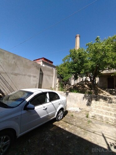 8 otaqlı həyət evi/bağ evi - Qaraçuxur q. - 200 m² (20)