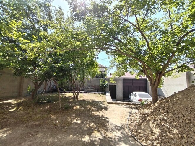 8 otaqlı həyət evi/bağ evi - Qaraçuxur q. - 200 m² (23)