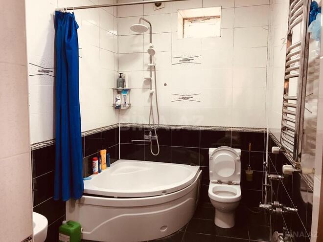 6 otaqlı həyət evi/bağ evi - Biləcəri q. - 250 m² (18)