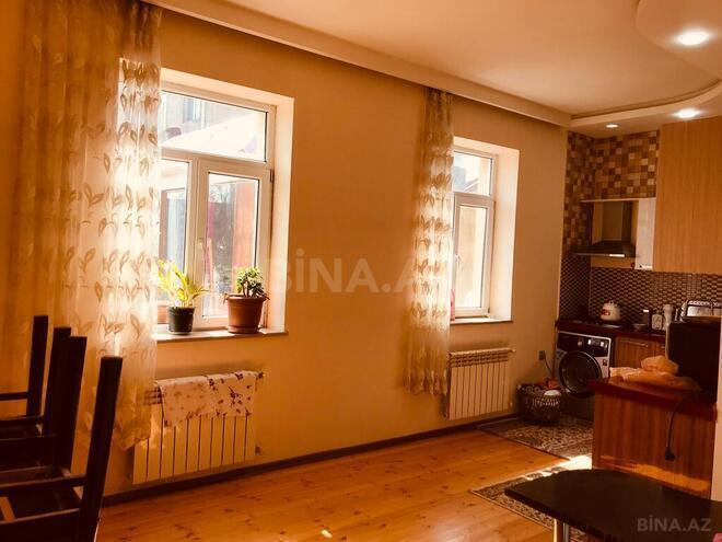 6 otaqlı həyət evi/bağ evi - Biləcəri q. - 250 m² (20)