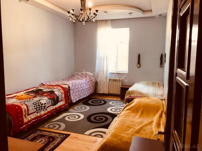 6 otaqlı həyət evi/bağ evi - Biləcəri q. - 250 m² (21)