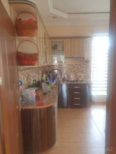 4 otaqlı həyət evi/bağ evi - Novxanı q. - 200 m² (18)