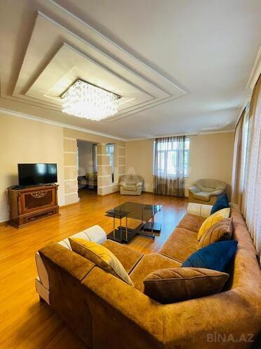 6 otaqlı həyət evi/bağ evi - Bilgəh q. - 250 m² (17)