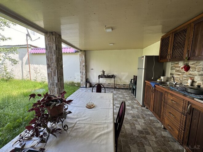 2 otaqlı həyət evi/bağ evi - Qəbələ - 110 m² (22)