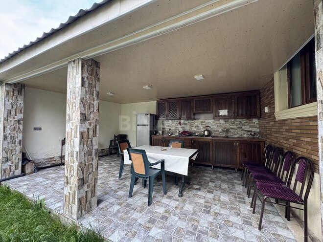 2 otaqlı həyət evi/bağ evi - Qəbələ - 110 m² (24)