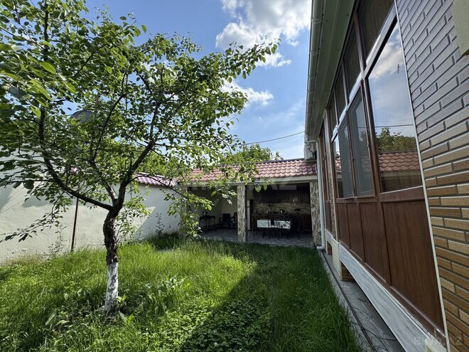 2 otaqlı həyət evi/bağ evi - Qəbələ - 110 m² (20)