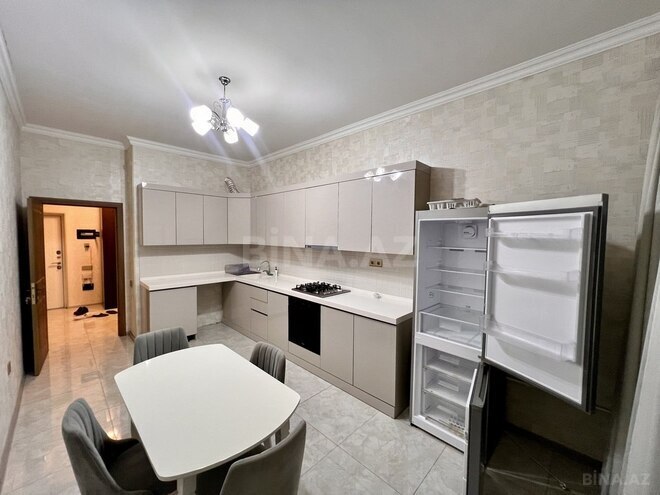 3-комн. новостройка - м. 28 мая - 120 м² (1)