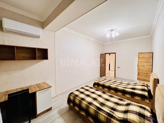 3-комн. новостройка - м. 28 мая - 120 м² (9)