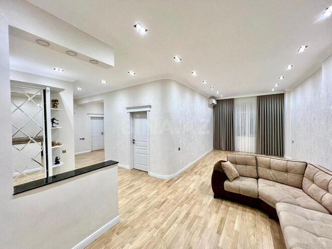 4-комн. новостройка - Насиминский  р. - 174 м² (1)