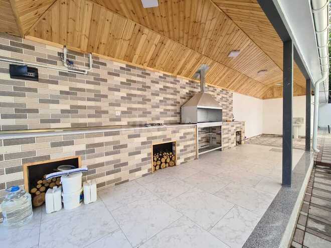 7 otaqlı həyət evi/bağ evi - Qəbələ - 250 m² (18)