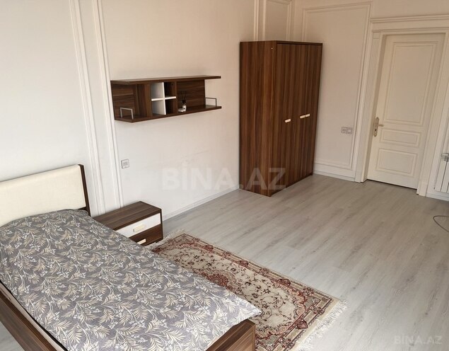 6-комн. дом/дача - пос. Новханы - 400 м² (23)