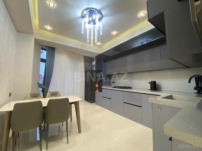 3-комн. новостройка - м. 28 мая - 121 м² (4)