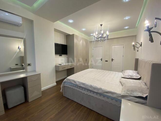 3-комн. новостройка - м. 28 мая - 121 м² (13)