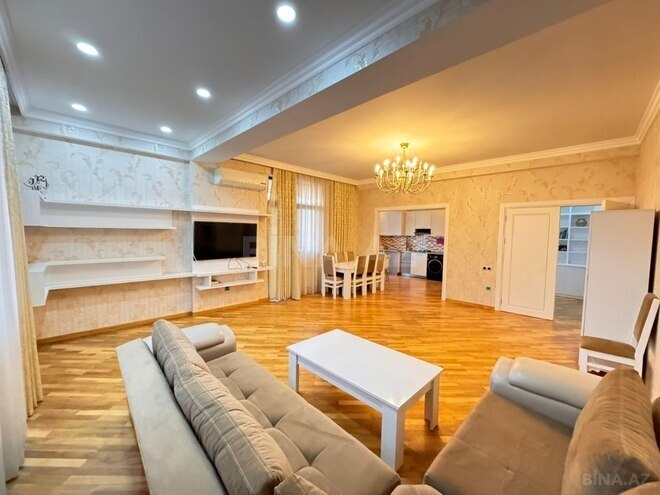 3 otaqlı yeni tikili - 28 May m. - 145 m² (1)