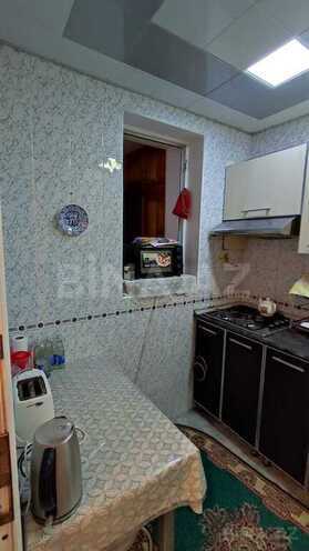 2 otaqlı köhnə tikili - İnşaatçılar m. - 65 m² (13)