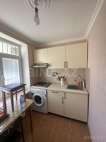 3 otaqlı köhnə tikili - Lökbatan q. - 65 m² (9)