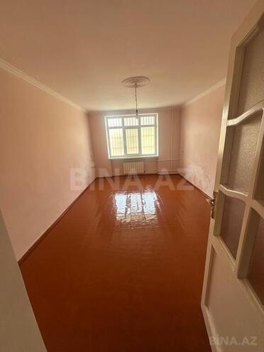 3 otaqlı köhnə tikili - Lökbatan q. - 65 m² (1)