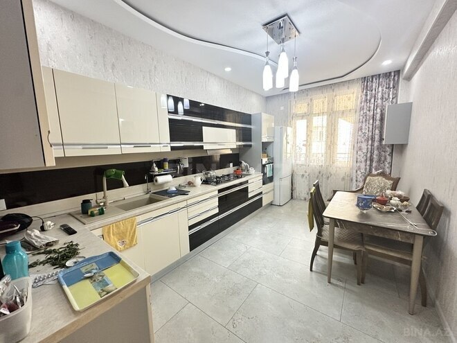 4-комн. новостройка - м. 8 ноября - 170 м² (16)