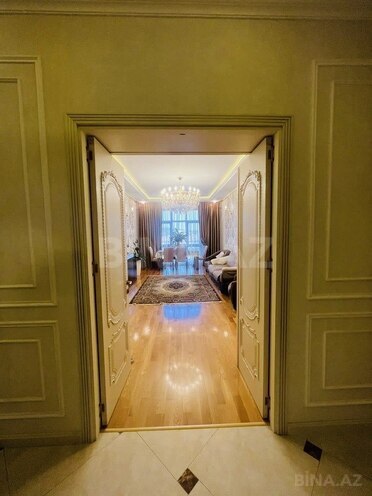 3-комн. новостройка - м. 20 января - 134 м² (2)