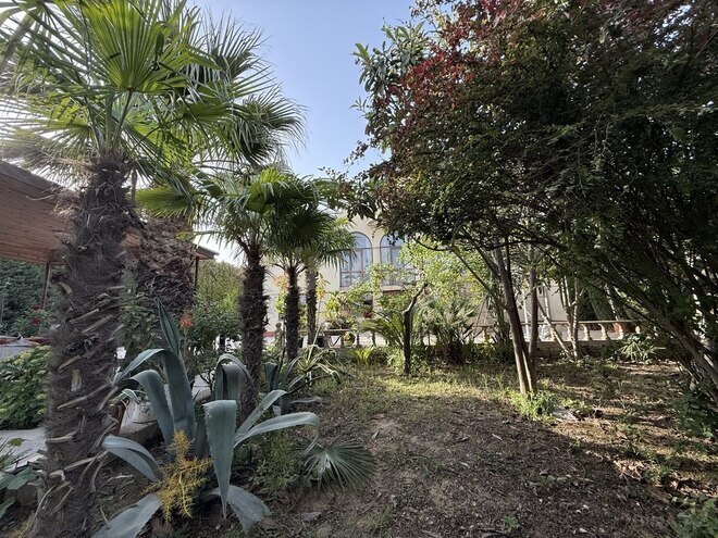 10 otaqlı həyət evi/bağ evi - Bülbülə q. - 408 m² (17)