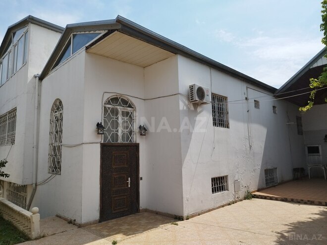 10 otaqlı həyət evi/bağ evi - M.Ə.Rəsulzadə q. - 479 m² (1)