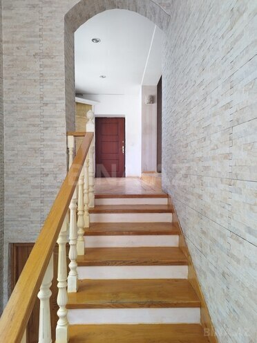 10 otaqlı həyət evi/bağ evi - M.Ə.Rəsulzadə q. - 479 m² (11)