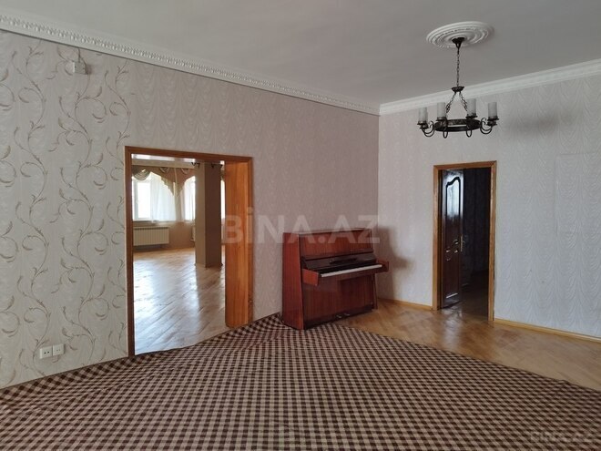 10 otaqlı həyət evi/bağ evi - M.Ə.Rəsulzadə q. - 479 m² (20)