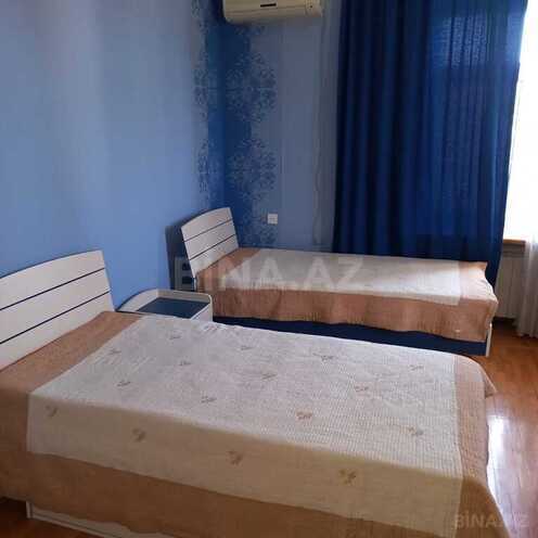 6 otaqlı həyət evi/bağ evi - Mərdəkan q. - 350 m² (21)