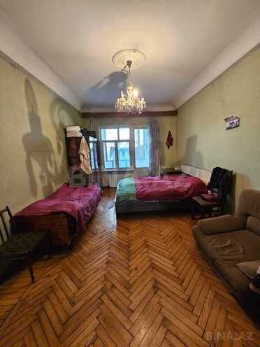 3 otaqlı köhnə tikili - Elmlər Akademiyası m. - 70 m² (2)