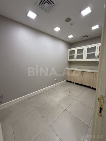 Obyekt - 28 May m. - 330 m² (29)