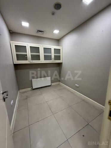 Obyekt - 28 May m. - 330 m² (28)