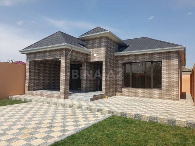 4 otaqlı həyət evi/bağ evi - Novxanı q. - 150 m² (1)