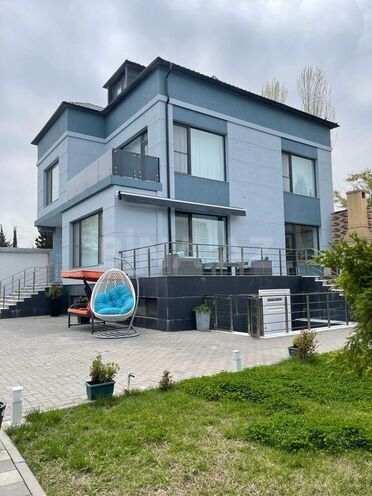 5-комн. дом/дача - пос. Новханы - 410 м² (1)