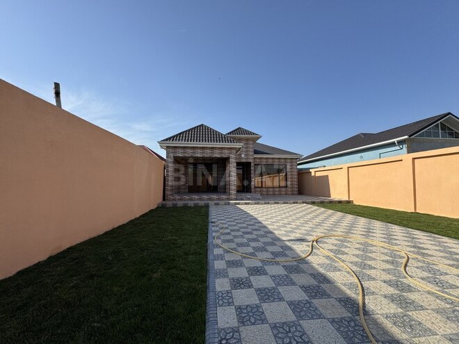 4 otaqlı həyət evi/bağ evi - Novxanı q. - 140 m² (3)