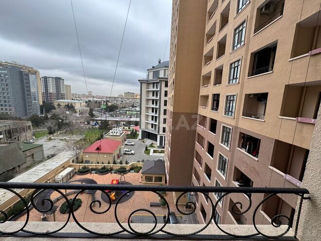 3-комн. новостройка - Бинагадинский р. - 96 м² (27)