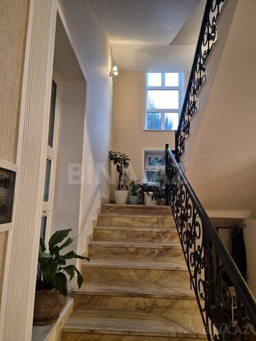 8 otaqlı həyət evi/bağ evi - Novxanı q. - 320 m² (16)