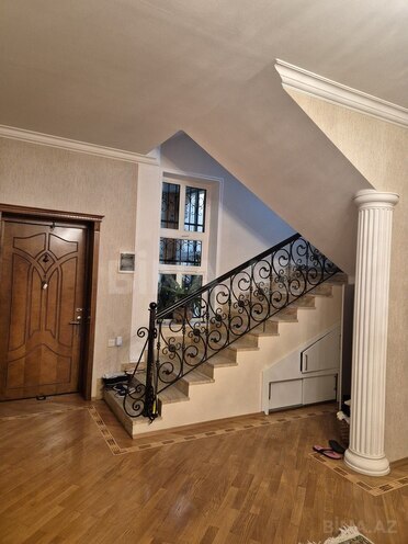 8 otaqlı həyət evi/bağ evi - Novxanı q. - 320 m² (15)