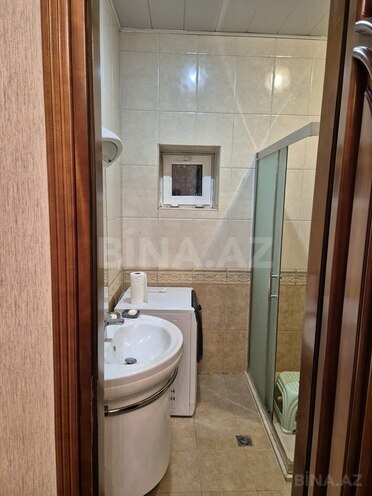 8 otaqlı həyət evi/bağ evi - Novxanı q. - 320 m² (13)