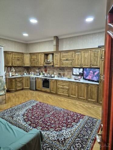 8 otaqlı həyət evi/bağ evi - Novxanı q. - 320 m² (12)