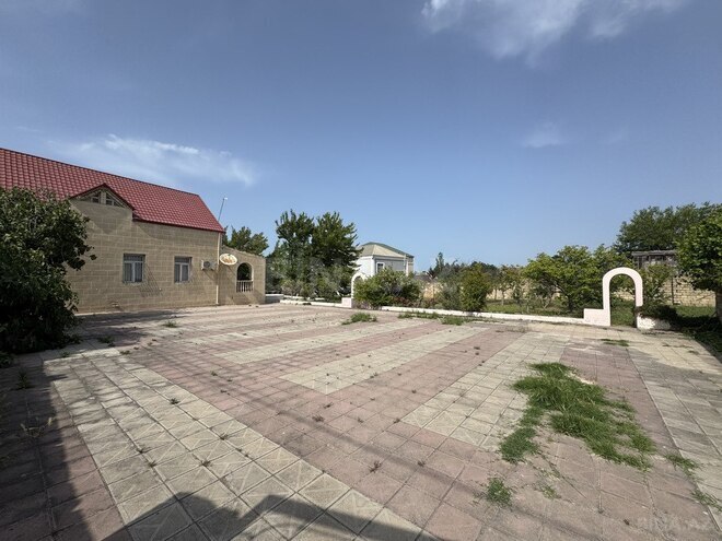 5 otaqlı həyət evi/bağ evi - Novxanı q. - 210 m² (2)
