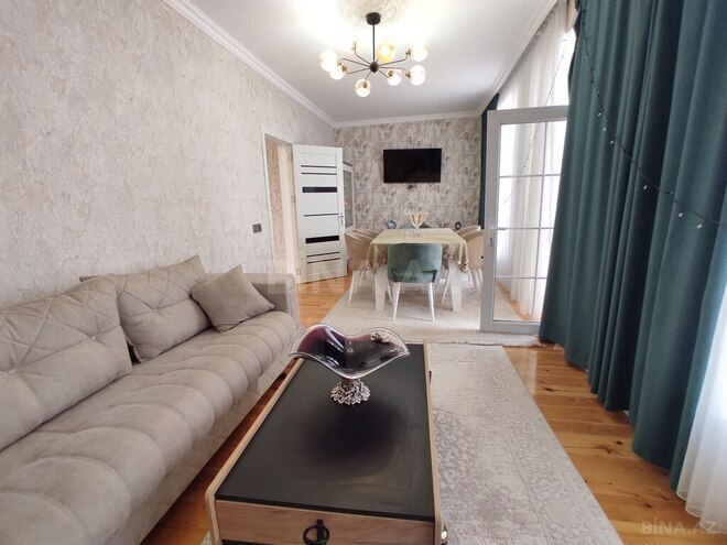 5 otaqlı həyət evi/bağ evi - Biləcəri q. - 180 m² (26)