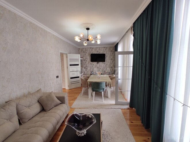 5 otaqlı həyət evi/bağ evi - Biləcəri q. - 180 m² (25)