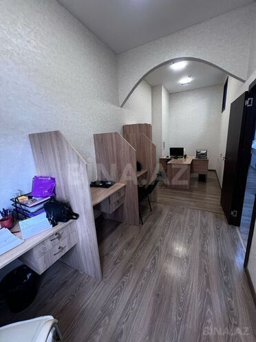 20-комн. офис - м. Азадлыг проспекти - 1100 м² (19)