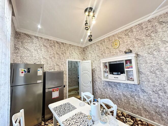 4 otaqlı həyət evi/bağ evi - Novxanı q. - 140 m² (4)