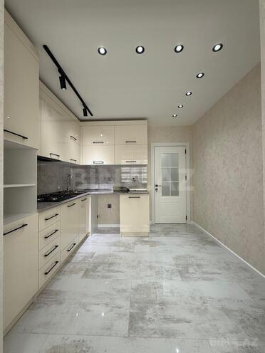3-комн. вторичка - м. Ази Асланов - 80 м² (18)