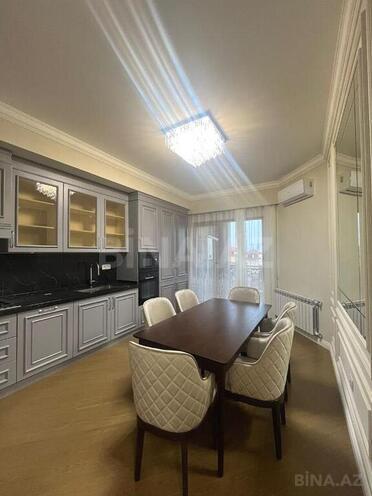 4-комн. новостройка - Наримановский  р. - 205 м² (25)