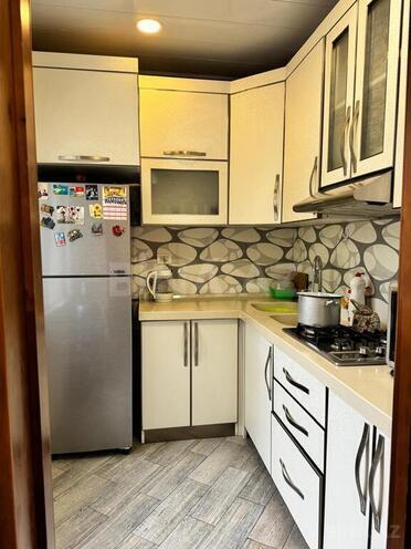 Satılır 3 otaqlı köhnə tikili 74 m², Memar Əcəmi m., photo 12 from 15