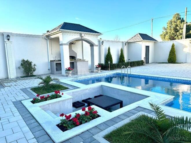 6 otaqlı həyət evi/bağ evi - Şüvəlan q. - 230 m² (2)